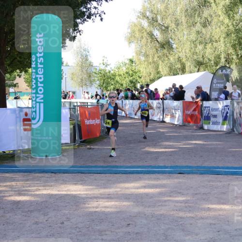 07.09.2025 - 19. Norderstedt Triathlon Zöllner http://msf.ph/oto/8771120 07.09.2025 09:49:43 Ziel 555, 624 meine-sportfotos.de