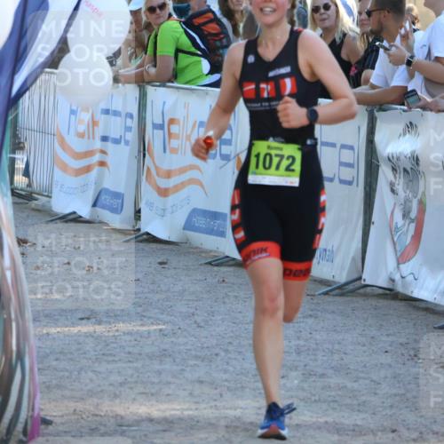 07.09.2025 - 19. Norderstedt Triathlon Zöllner http://msf.ph/oto/8771124 07.09.2025 16:45:16 Ziel 1052, 1072, 1609 meine-sportfotos.de