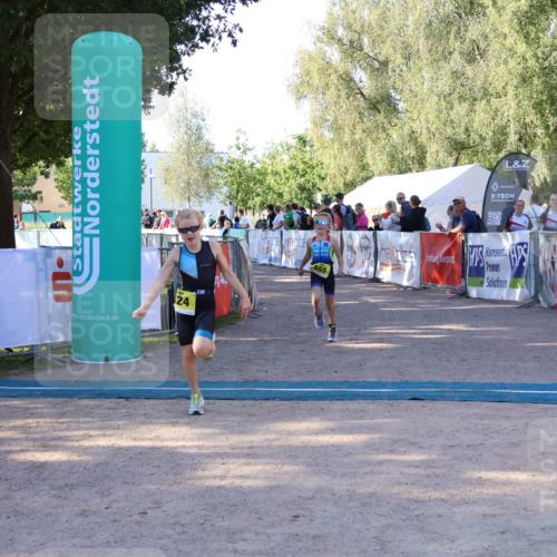 07.09.2025 - 19. Norderstedt Triathlon Zöllner http://msf.ph/oto/8771132 07.09.2025 09:49:43 Ziel 555, 624 meine-sportfotos.de
