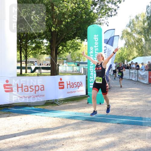 07.09.2025 - 19. Norderstedt Triathlon Zöllner http://msf.ph/oto/8771159 07.09.2025 16:45:18 Ziel 509, 1052, 1072, 1569 meine-sportfotos.de