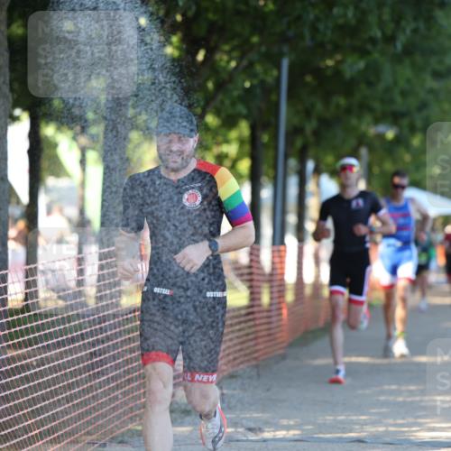 07.09.2025 - 19. Norderstedt Triathlon Michael Strokosch http://msf.ph/oto/8771195 07.09.2025 16:29:36 Laufen 496, 544, 1550, 1593, 1595 meine-sportfotos.de