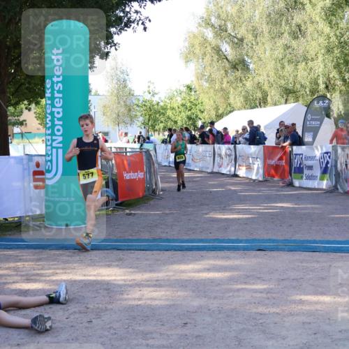 07.09.2025 - 19. Norderstedt Triathlon Zöllner http://msf.ph/oto/8771197 07.09.2025 09:49:52 Ziel 577, 618 meine-sportfotos.de