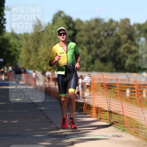 07.09.2025 - 19. Norderstedt Triathlon Michael Strokosch http://msf.ph/oto/8771216 07.09.2025 15:32:49 Laufen 960, 1019 meine-sportfotos.de