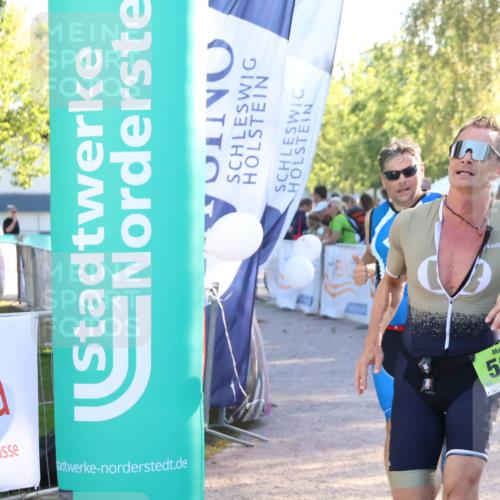 07.09.2025 - 19. Norderstedt Triathlon Zöllner http://msf.ph/oto/8771221 07.09.2025 16:45:22 Ziel 509, 1052, 1072, 1569 meine-sportfotos.de