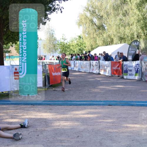 07.09.2025 - 19. Norderstedt Triathlon Zöllner http://msf.ph/oto/8771232 07.09.2025 09:49:54 Ziel 577, 618 meine-sportfotos.de