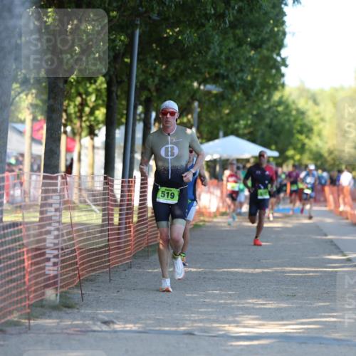 07.09.2025 - 19. Norderstedt Triathlon Michael Strokosch http://msf.ph/oto/8771311 07.09.2025 16:29:53 Laufen 519, 552, 1101, 1564 meine-sportfotos.de