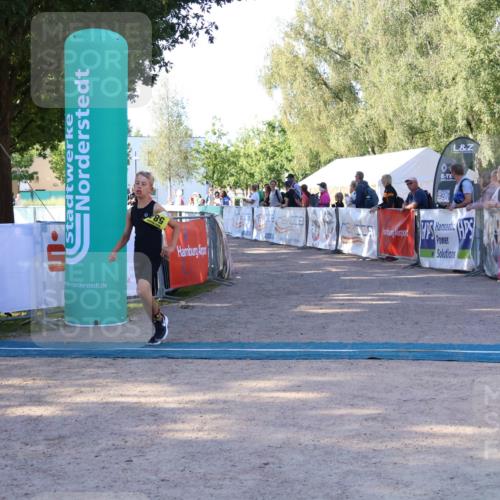 07.09.2025 - 19. Norderstedt Triathlon Zöllner http://msf.ph/oto/8771370 07.09.2025 09:50:26 Ziel 584 meine-sportfotos.de
