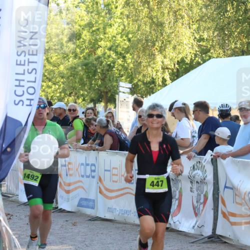 07.09.2025 - 19. Norderstedt Triathlon Zöllner http://msf.ph/oto/8771400 07.09.2025 16:45:58 Ziel 447, 1089, 1492 meine-sportfotos.de