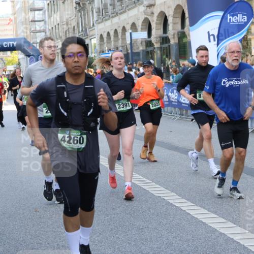 07.09.2025 - BARMER Alsterlauf Strokosch-Dieckow http://msf.ph/oto/8771402 07.09.2025 10:10:00 Ziel 1160, 1188, 2282, 2311, 2312, 2352, 2474, 2632, 2703, 2865, 3145, 3469, 3472, 3756, 3757, 3758, 3987, 4099, 4244, 4291, 4321, 4373, 4384, 4832, 4864, 5009, 5049, 5072, 5073, 5283, 5413, 5703, 5814, 5824, 5829, 5879, 5893, 5896, 5971, 6038, 6088, 6114, 6198, 8385, 8423 meine-sportfotos.de