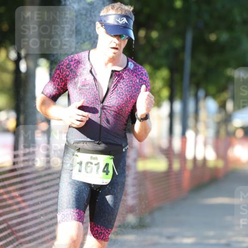 07.09.2025 - 19. Norderstedt Triathlon Michael Strokosch http://msf.ph/oto/8771403 07.09.2025 16:30:10 Laufen 447, 885, 1403, 1486, 1553, 1584, 1614 meine-sportfotos.de