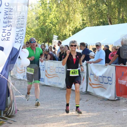 07.09.2025 - 19. Norderstedt Triathlon Zöllner http://msf.ph/oto/8771413 07.09.2025 16:45:58 Ziel 447, 1089, 1492 meine-sportfotos.de