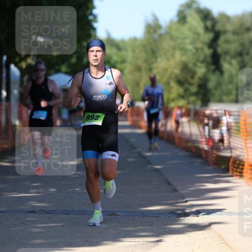 07.09.2025 - 19. Norderstedt Triathlon Michael Strokosch http://msf.ph/oto/8771419 07.09.2025 15:33:31 Laufen 908, 1416, 1456 meine-sportfotos.de