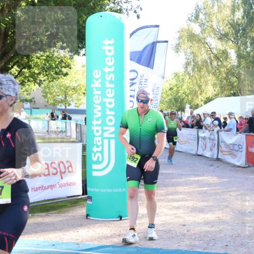 07.09.2025 - 19. Norderstedt Triathlon Zöllner http://msf.ph/oto/8771442 07.09.2025 16:46:02 Ziel 447, 474, 1492 meine-sportfotos.de