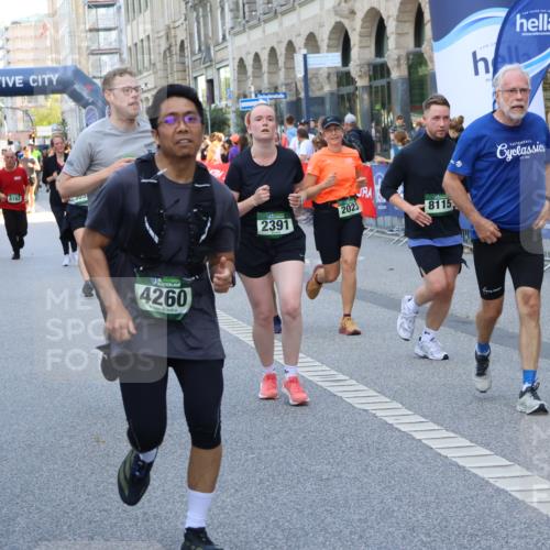 07.09.2025 - BARMER Alsterlauf Strokosch-Dieckow http://msf.ph/oto/8771448 07.09.2025 10:10:00 Ziel 1160, 1188, 2282, 2311, 2312, 2352, 2474, 2632, 2703, 2865, 3145, 3469, 3472, 3756, 3757, 3758, 3987, 4099, 4244, 4291, 4321, 4373, 4384, 4832, 4864, 5009, 5049, 5072, 5073, 5283, 5413, 5703, 5814, 5824, 5829, 5879, 5893, 5896, 5971, 6038, 6088, 6114, 6198, 8385, 8423 meine-sportfotos.de