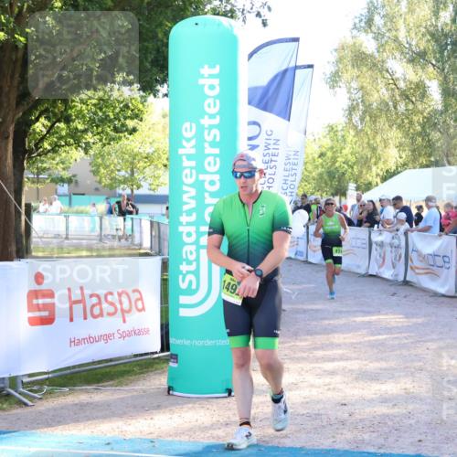 07.09.2025 - 19. Norderstedt Triathlon Zöllner http://msf.ph/oto/8771450 07.09.2025 16:46:03 Ziel 447, 474, 1492 meine-sportfotos.de