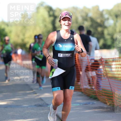 07.09.2025 - 19. Norderstedt Triathlon Michael Strokosch http://msf.ph/oto/8771461 07.09.2025 16:30:17 Laufen 474, 516, 546, 885, 1403, 1486, 1489, 1553, 1612 meine-sportfotos.de