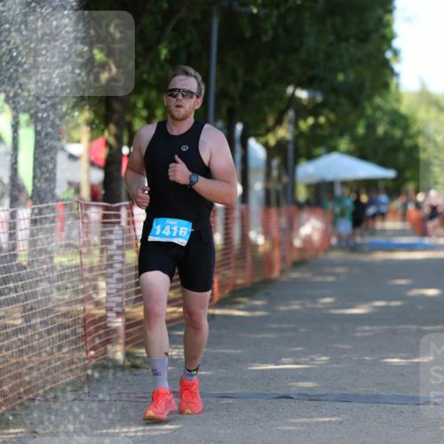 07.09.2025 - 19. Norderstedt Triathlon Michael Strokosch http://msf.ph/oto/8771475 07.09.2025 15:33:34 Laufen 1416, 1456 meine-sportfotos.de