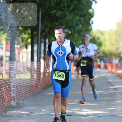 07.09.2025 - 19. Norderstedt Triathlon Michael Strokosch http://msf.ph/oto/8771507 07.09.2025 16:30:45 Laufen 505, 548, 1050, 1071, 1568, 1572, 1573, 1592 meine-sportfotos.de