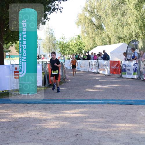 07.09.2025 - 19. Norderstedt Triathlon Zöllner http://msf.ph/oto/8771509 07.09.2025 09:51:27 Ziel 602, 606, 616, 621 meine-sportfotos.de