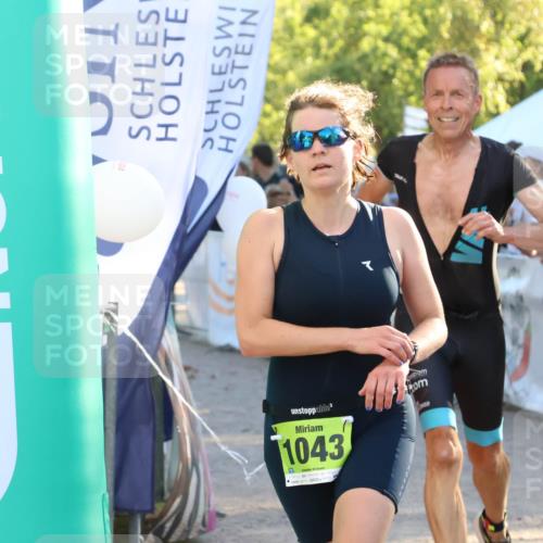 07.09.2025 - 19. Norderstedt Triathlon Zöllner http://msf.ph/oto/8771522 07.09.2025 16:46:11 Ziel 474, 1043, 1621 meine-sportfotos.de