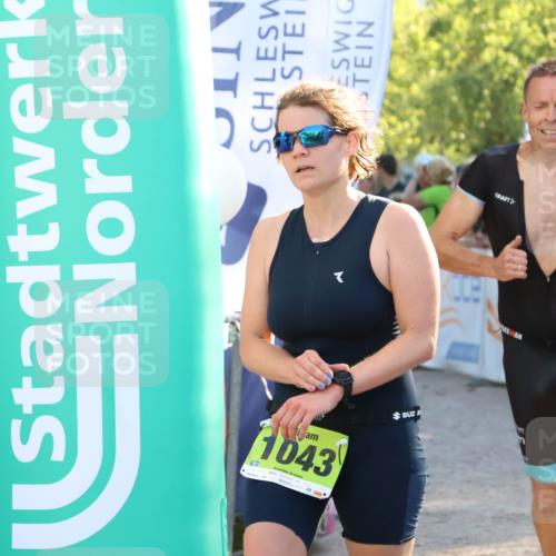 07.09.2025 - 19. Norderstedt Triathlon Zöllner http://msf.ph/oto/8771525 07.09.2025 16:46:12 Ziel 474, 1043, 1621 meine-sportfotos.de