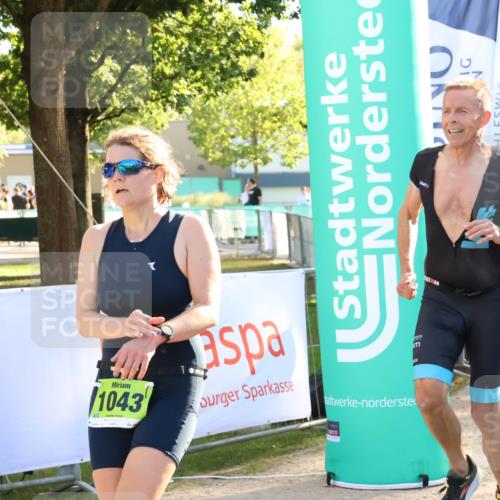 07.09.2025 - 19. Norderstedt Triathlon Zöllner http://msf.ph/oto/8771542 07.09.2025 16:46:13 Ziel 474, 1043, 1621 meine-sportfotos.de
