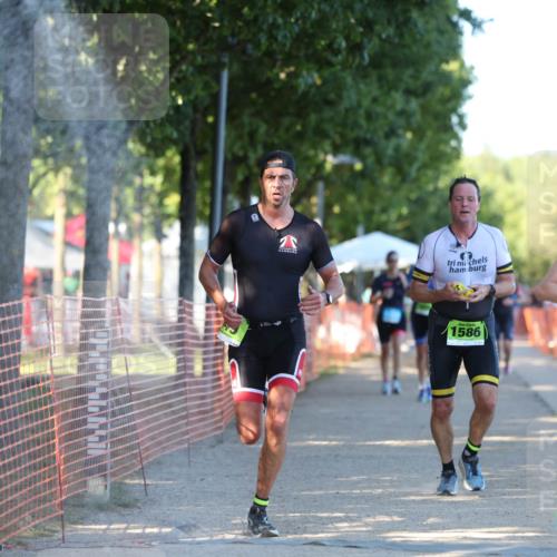 07.09.2025 - 19. Norderstedt Triathlon Michael Strokosch http://msf.ph/oto/8771550 07.09.2025 16:30:53 Laufen 549, 1050, 1573, 1586 meine-sportfotos.de