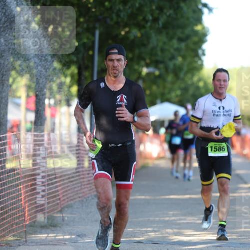 07.09.2025 - 19. Norderstedt Triathlon Michael Strokosch http://msf.ph/oto/8771558 07.09.2025 16:30:54 Laufen 549, 1049, 1050, 1573, 1586 meine-sportfotos.de