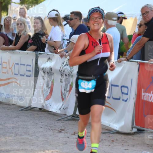 07.09.2025 - 19. Norderstedt Triathlon Zöllner http://msf.ph/oto/8771566 07.09.2025 16:46:19 Ziel 884, 1043, 1621 meine-sportfotos.de