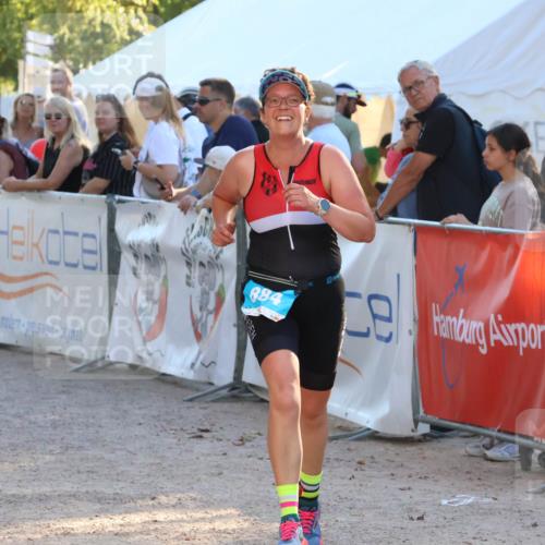 07.09.2025 - 19. Norderstedt Triathlon Zöllner http://msf.ph/oto/8771568 07.09.2025 16:46:19 Ziel 884, 1043, 1621 meine-sportfotos.de
