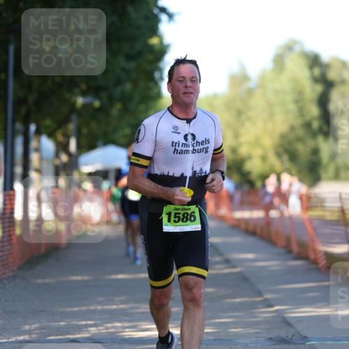 07.09.2025 - 19. Norderstedt Triathlon Michael Strokosch http://msf.ph/oto/8771569 07.09.2025 16:30:55 Laufen 549, 1049, 1050, 1430, 1573, 1586 meine-sportfotos.de