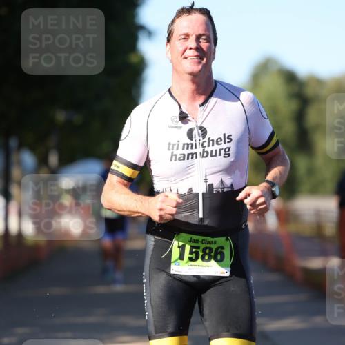 07.09.2025 - 19. Norderstedt Triathlon Michael Strokosch http://msf.ph/oto/8771592 07.09.2025 16:30:57 Laufen 549, 1049, 1050, 1430, 1586 meine-sportfotos.de