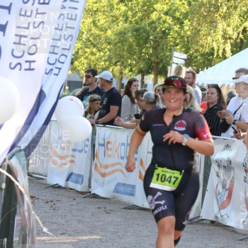 07.09.2025 - 19. Norderstedt Triathlon Zöllner http://msf.ph/oto/8771634 07.09.2025 16:46:34 Ziel 1047, 1619 meine-sportfotos.de
