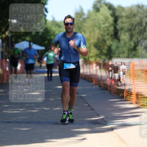 07.09.2025 - 19. Norderstedt Triathlon Michael Strokosch http://msf.ph/oto/8771657 07.09.2025 15:34:04 Laufen 382, 1408, 1506 meine-sportfotos.de