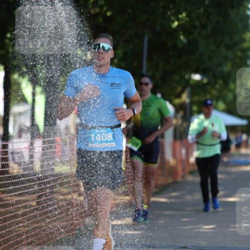 07.09.2025 - 19. Norderstedt Triathlon Michael Strokosch http://msf.ph/oto/8771700 07.09.2025 15:34:11 Laufen 905, 1408 meine-sportfotos.de