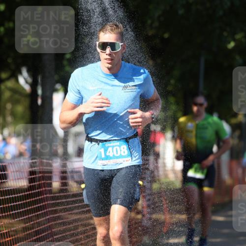 07.09.2025 - 19. Norderstedt Triathlon Michael Strokosch http://msf.ph/oto/8771710 07.09.2025 15:34:12 Laufen 905, 1408 meine-sportfotos.de