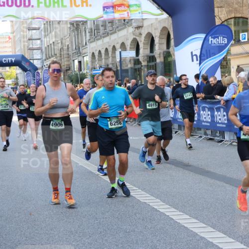 07.09.2025 - BARMER Alsterlauf Strokosch-Dieckow http://msf.ph/oto/8771720 07.09.2025 10:09:56 Ziel 1160, 1188, 2282, 2352, 2474, 2632, 2703, 2865, 2895, 2907, 3145, 3469, 3470, 3756, 3757, 3758, 3987, 4058, 4099, 4244, 4291, 4321, 4373, 4384, 4667, 4832, 4864, 5009, 5283, 5285, 5319, 5413, 5778, 5780, 5824, 5829, 5879, 5893, 5896, 5971, 6038, 6088, 6114, 6198, 8385, 8423, 8463 meine-sportfotos.de