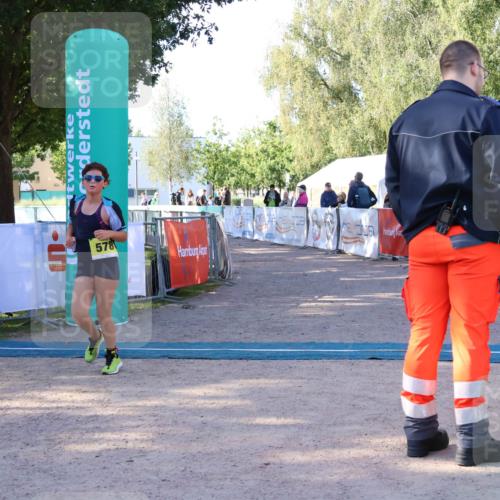 07.09.2025 - 19. Norderstedt Triathlon Zöllner http://msf.ph/oto/8771733 07.09.2025 09:54:17 Ziel 578 meine-sportfotos.de
