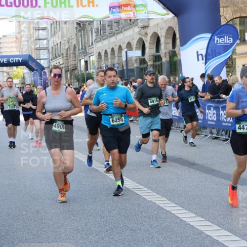 07.09.2025 - BARMER Alsterlauf Strokosch-Dieckow http://msf.ph/oto/8771763 07.09.2025 10:09:55 Ziel 1160, 1188, 2282, 2352, 2474, 2632, 2639, 2703, 2865, 2895, 2907, 3145, 3469, 3470, 3756, 3757, 3758, 3987, 4058, 4099, 4244, 4291, 4384, 4554, 4667, 4832, 4864, 5283, 5285, 5319, 5413, 5778, 5780, 5824, 5829, 5879, 5893, 5896, 5971, 6088, 6114, 6198, 8385, 8423, 8463 meine-sportfotos.de