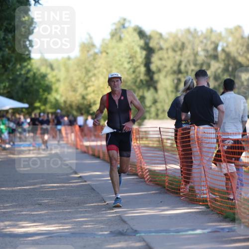 07.09.2025 - 19. Norderstedt Triathlon Michael Strokosch http://msf.ph/oto/8771766 07.09.2025 16:31:38 Laufen 415, 1097 meine-sportfotos.de