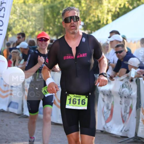 07.09.2025 - 19. Norderstedt Triathlon Zöllner http://msf.ph/oto/8771772 07.09.2025 16:47:04 Ziel 503, 1087, 1616 meine-sportfotos.de