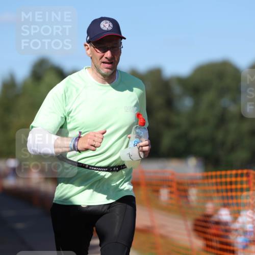 07.09.2025 - 19. Norderstedt Triathlon Michael Strokosch http://msf.ph/oto/8771774 07.09.2025 15:34:16 Laufen 905 meine-sportfotos.de