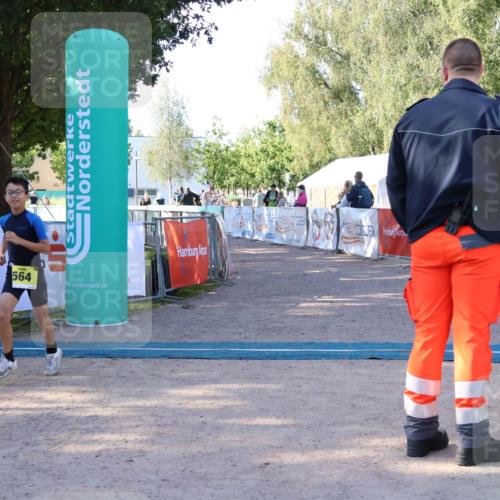 07.09.2025 - 19. Norderstedt Triathlon Zöllner http://msf.ph/oto/8771781 07.09.2025 09:54:49 Ziel 564 meine-sportfotos.de