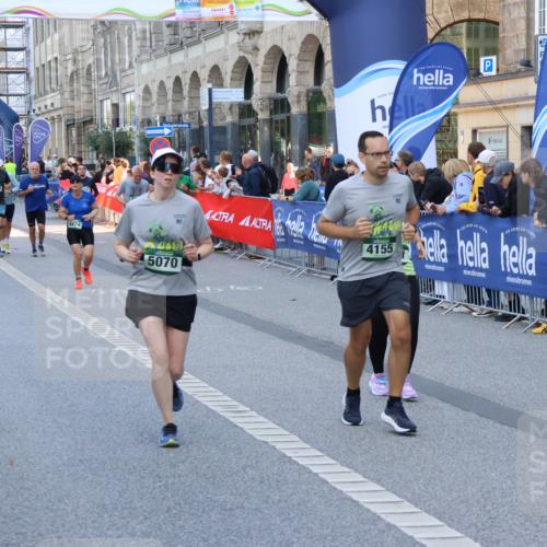 07.09.2025 - BARMER Alsterlauf Strokosch-Dieckow http://msf.ph/oto/8771783 07.09.2025 10:09:49 Ziel 1160, 2082, 2352, 2474, 2632, 2639, 2703, 2787, 2865, 2895, 2907, 3145, 3250, 3469, 3470, 3756, 3757, 3758, 3987, 4058, 4099, 4202, 4291, 4302, 4554, 4622, 4667, 4838, 4893, 4933, 4935, 5176, 5285, 5319, 5652, 5778, 5780, 5816, 5829, 5879, 5893, 5896, 6000, 6088, 6198, 8385, 8423, 8463 meine-sportfotos.de