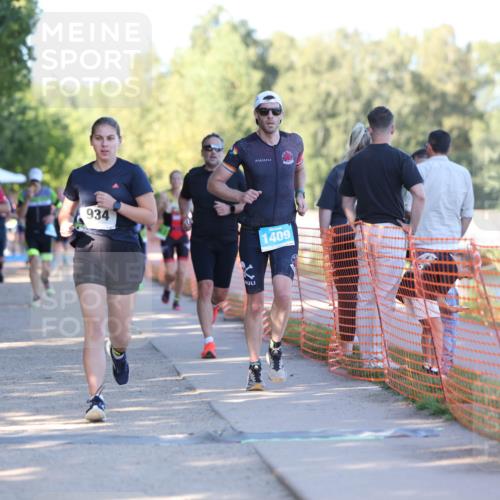 07.09.2025 - 19. Norderstedt Triathlon Michael Strokosch http://msf.ph/oto/8771827 07.09.2025 16:31:54 Laufen 493, 934, 1063, 1075, 1409, 1413, 1603, 1629 meine-sportfotos.de