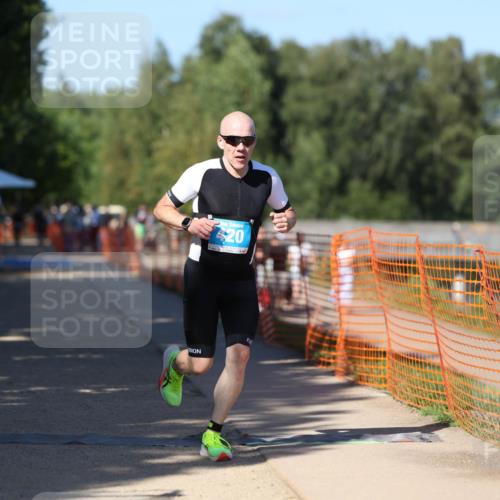 07.09.2025 - 19. Norderstedt Triathlon Michael Strokosch http://msf.ph/oto/8771846 07.09.2025 15:34:43 Laufen 420, 427 meine-sportfotos.de