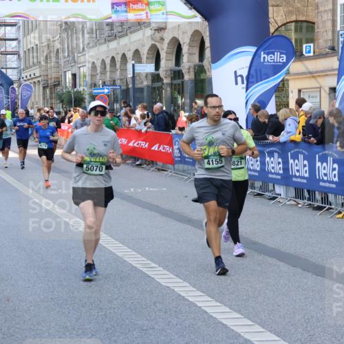07.09.2025 - BARMER Alsterlauf Strokosch-Dieckow http://msf.ph/oto/8771847 07.09.2025 10:09:49 Ziel 1160, 2082, 2352, 2474, 2632, 2639, 2703, 2787, 2865, 2895, 2907, 3145, 3250, 3469, 3470, 3756, 3757, 3758, 3987, 4058, 4099, 4202, 4291, 4302, 4554, 4622, 4667, 4838, 4893, 4933, 4935, 5176, 5285, 5319, 5652, 5778, 5780, 5816, 5829, 5879, 5893, 5896, 6000, 6088, 6198, 8385, 8423, 8463 meine-sportfotos.de