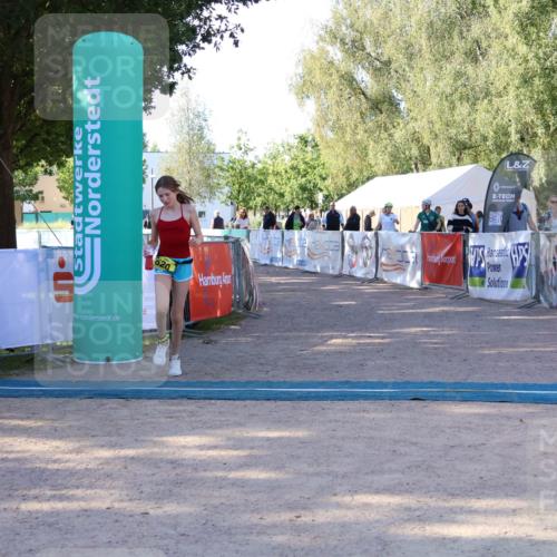 07.09.2025 - 19. Norderstedt Triathlon Zöllner http://msf.ph/oto/8771883 07.09.2025 09:57:10 Ziel 620 meine-sportfotos.de