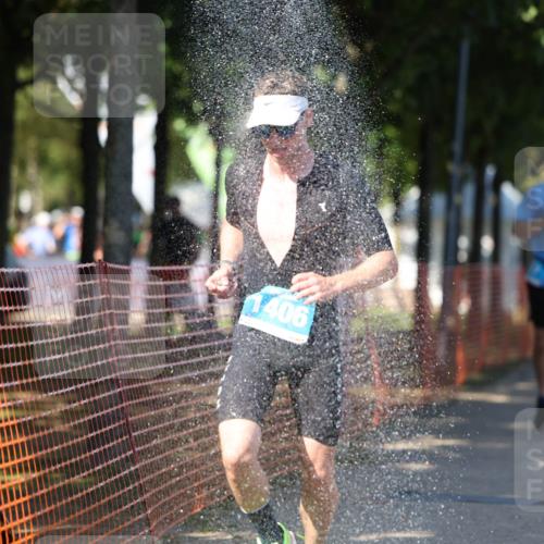 07.09.2025 - 19. Norderstedt Triathlon Michael Strokosch http://msf.ph/oto/8771887 07.09.2025 15:34:46 Laufen 420, 427 meine-sportfotos.de
