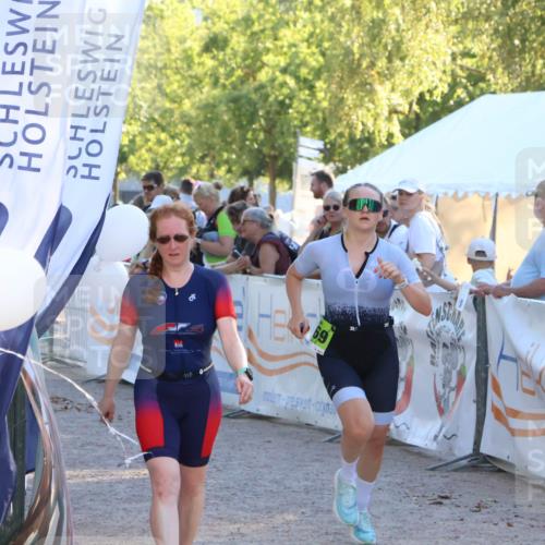 07.09.2025 - 19. Norderstedt Triathlon Zöllner http://msf.ph/oto/8771892 07.09.2025 16:47:15 Ziel 1069, 1581, 1611 meine-sportfotos.de